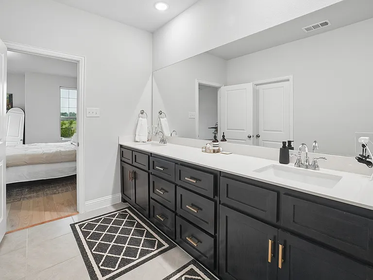 1517 Pegasus Dr — Photo 17