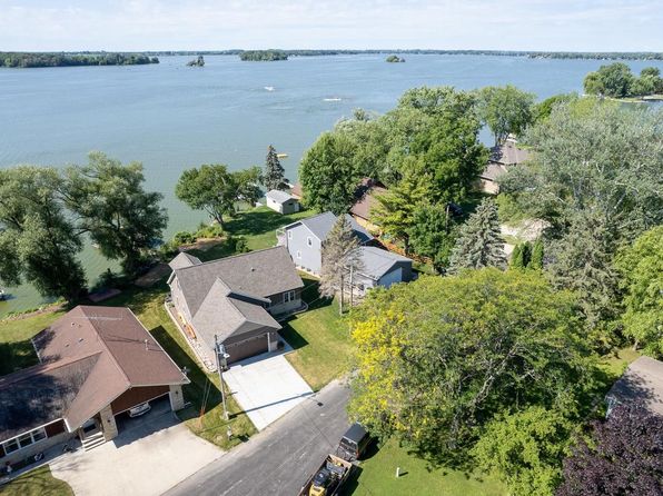 Fox Lake WI Real Estate - Fox Lake WI Homes For Sale | Zillow