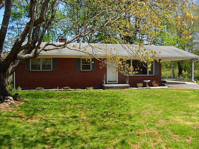 1st image of 396 Rosewood Ave