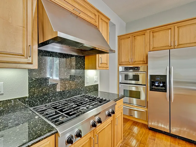4220 Wilkie Way — Photo 7