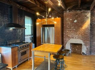 858 Bay St #3, Staten Island, NY 10304