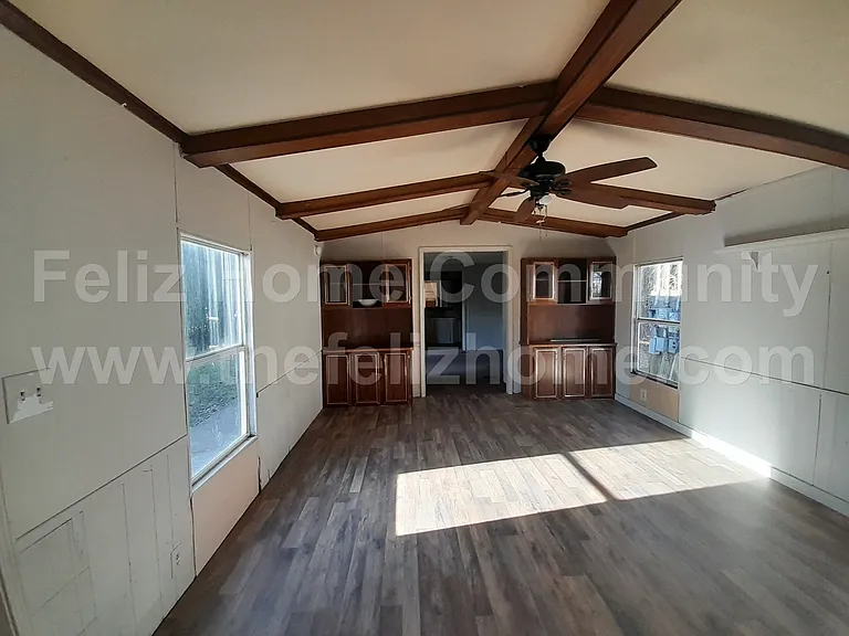 42-30 McLean Dr #42 — Photo 4