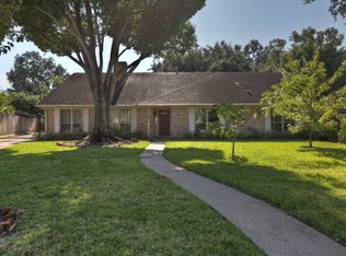 9703 Truscon Dr, Houston, TX 77080