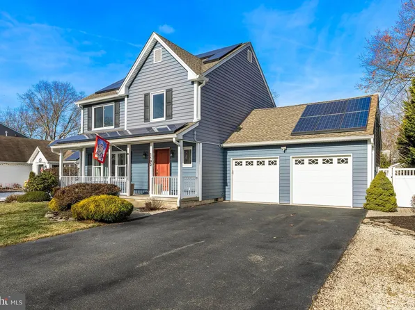 1192 Windlass Dr, Manahawkin, NJ 08050