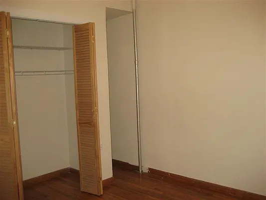 Rented by Robyn Lee, LREB | media 67