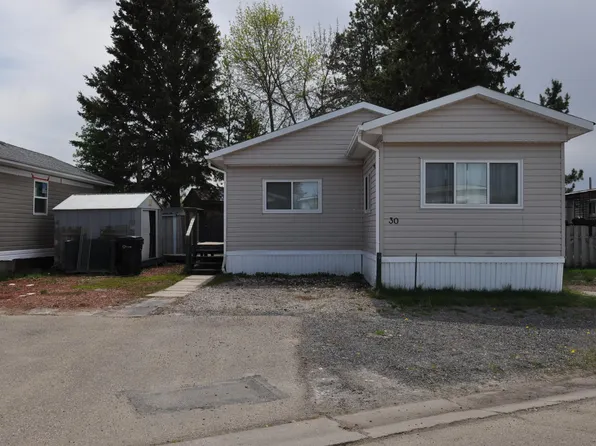 10401 A St #101, Morinville, AB T8R 1B1