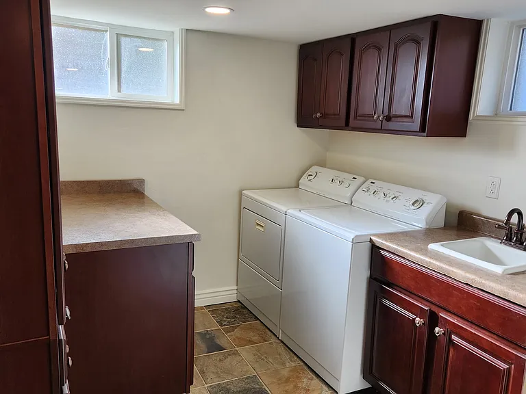 2041 E Lincoln Ln S #B — Photo 23