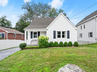 54 Dunn Ave, Stamford, CT 06905