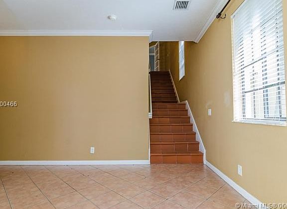 4th image of 1687 Passion Vine Cir #21-3