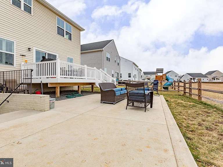 6427 Hawkeye Dr — Photo 11