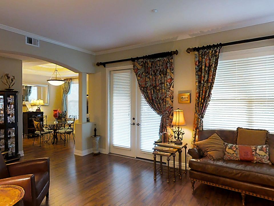1st image of 40 N Madison St Suite 101