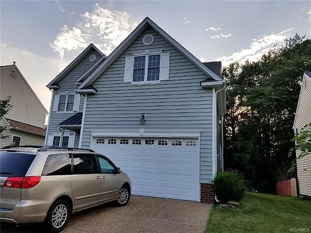 2nd image of 11420 Pinedale Dr