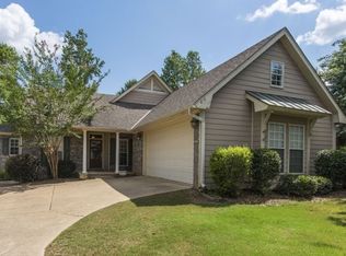 816 Berry Ln, Auburn, AL 36830