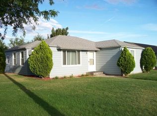 172 D St SE, Ephrata, WA 98823