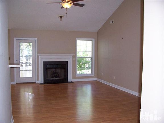 3rd image of 6304 Welmont Dr