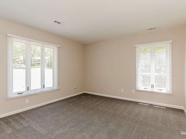 11902 Five Cedars Rd — Photo 10