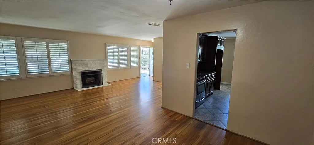 3 bed, 1552 sqft, $3,150 — Photo 4