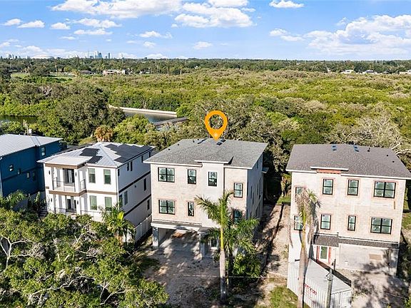 3rd image of 2614 QUINCY STREET S