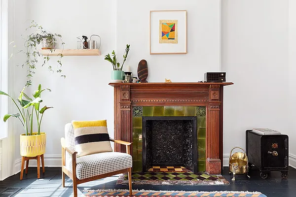 Sold by Compass | media 10