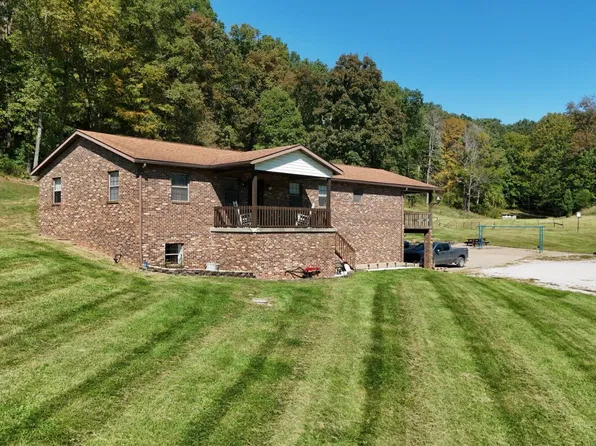 219 Woodyard Creek Rd, Washington, WV 26181