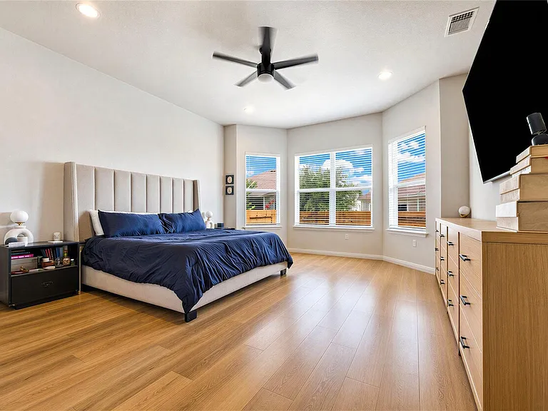 8204 Orizzonte St — Photo 27