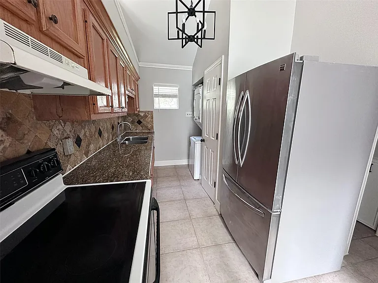 2324 Peppermill Rd — Photo 9