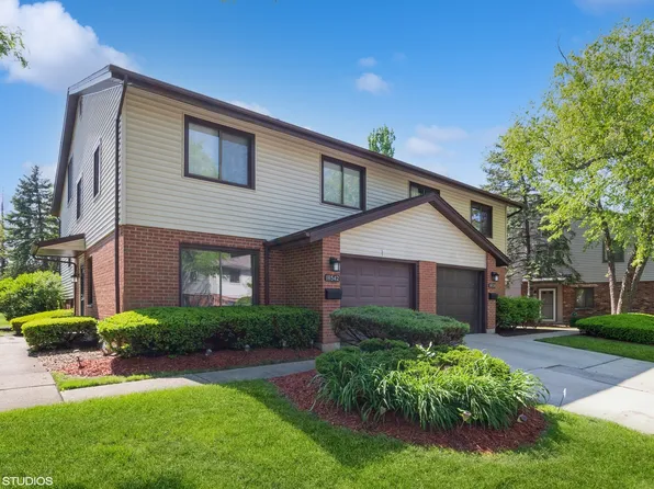 18542 Meadow Ln, Hazel Crest, IL 60429