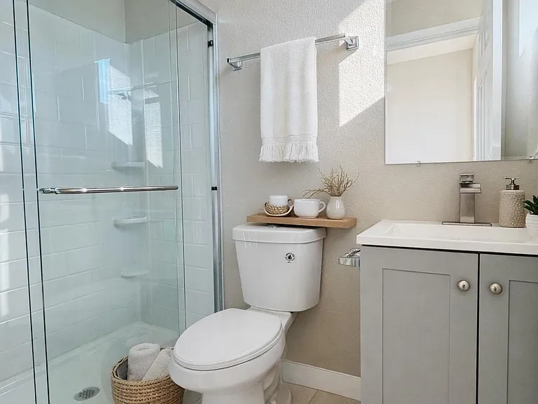 1330 Magnolia Ave — Photo 3