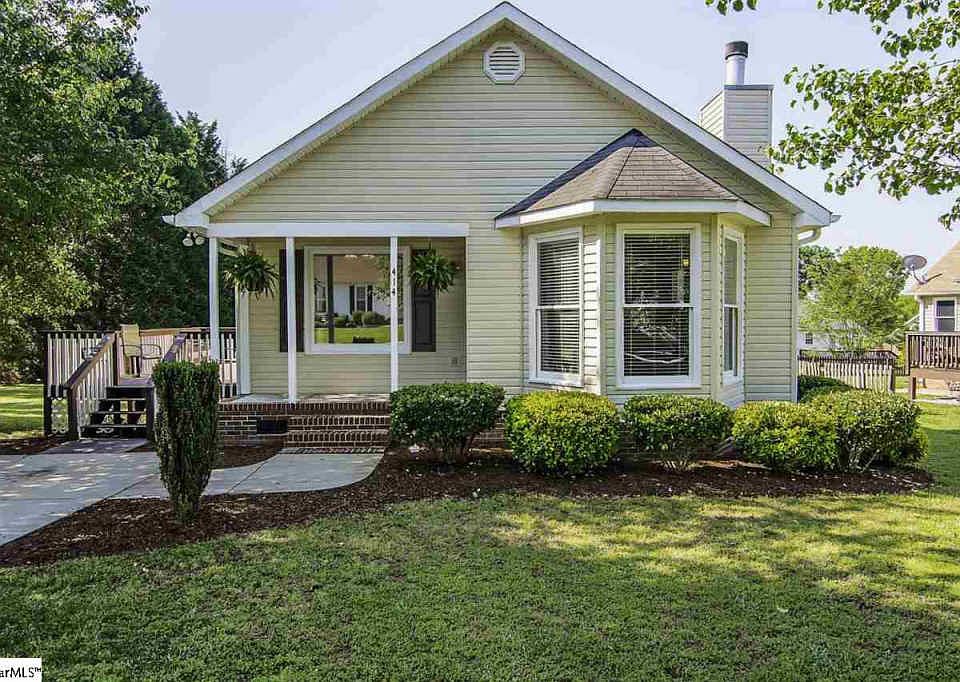 1st image of 414 Fairdale Dr