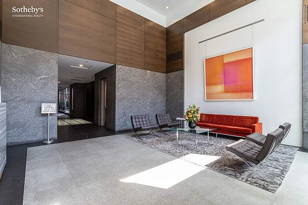 Sold by Sotheby's International Realty | media 11