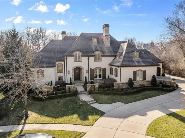 4007 W 112th St, Leawood, KS 66211