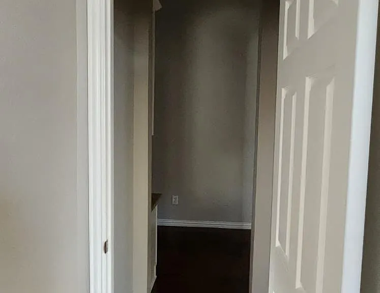 5708 Seneca Dr — Photo 3