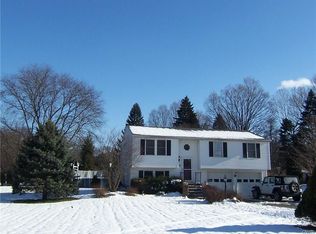 4 Christina Ct, Wampsville, NY 13163