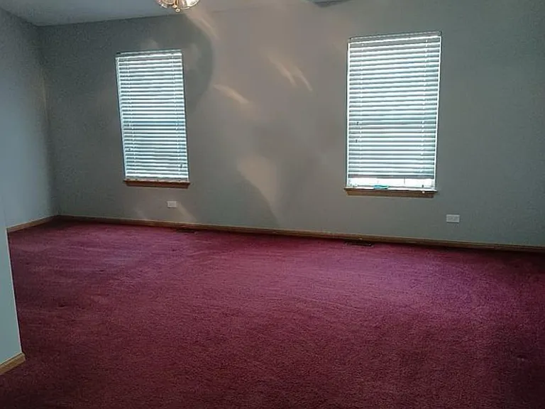 2476 Amber Ln — Photo 1