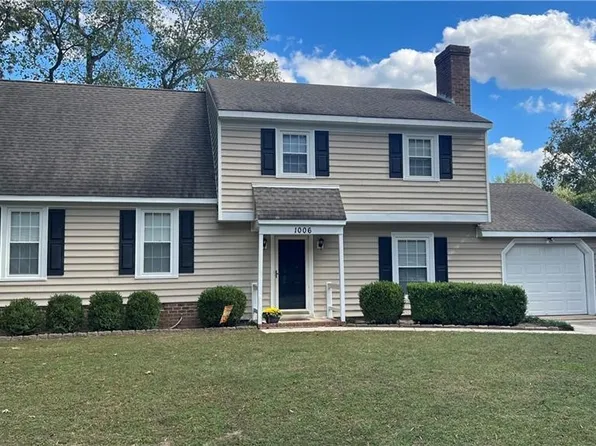 1006 Hope Ridge Ct, Colonial Heights, VA 23834