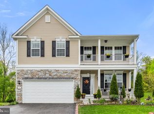 7 Hughs Rd, Charles Town, WV 25414