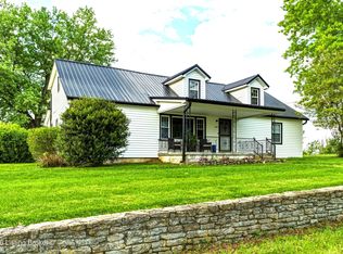 659 Peytona Beach Rd, Waddy, KY 40076