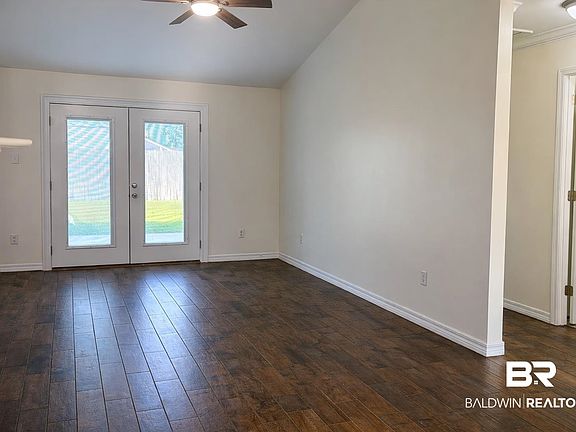 3rd image of 4588 Spinnaker Way