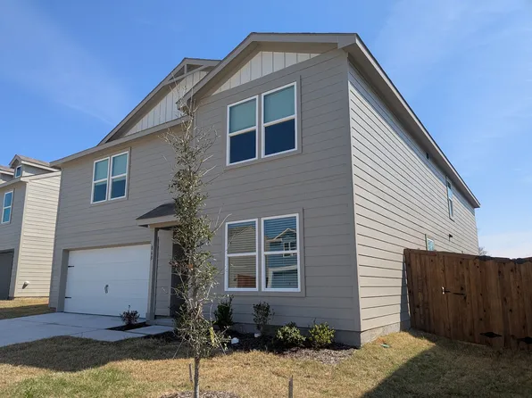 868 Eagles Nest Dr, Cleburne, TX 76031