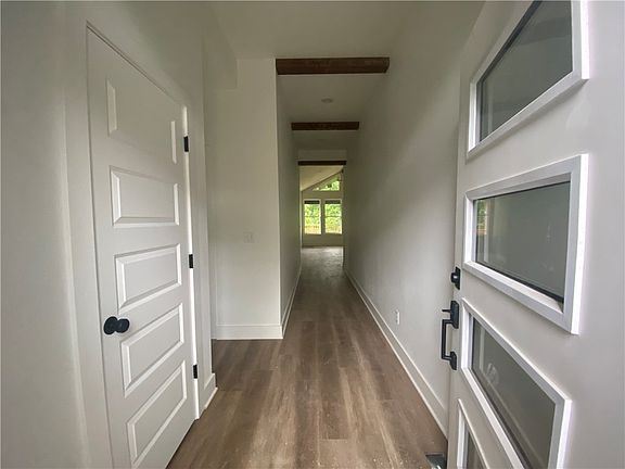2nd image of 4 Exbury Ln