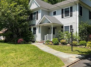 83 Glenwood Rd, Ridgewood, NJ 07450