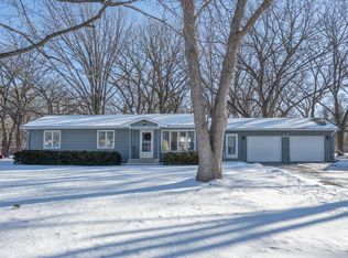 2006 Clearwater Rd, Saint Cloud, MN 56301