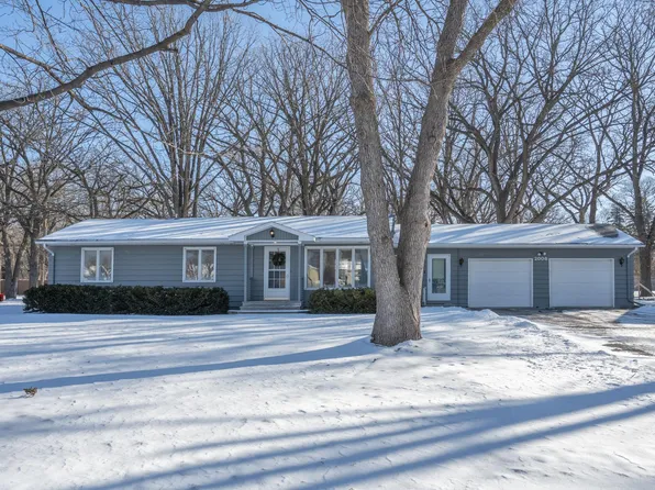 2006 Clearwater Rd, Saint Cloud, MN 56301