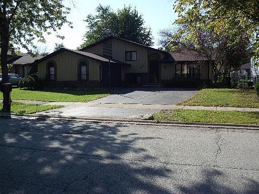 1st image of 22960 S East Dr