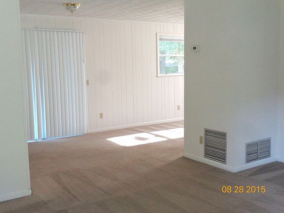 3rd image of 6839 Medellin Ct