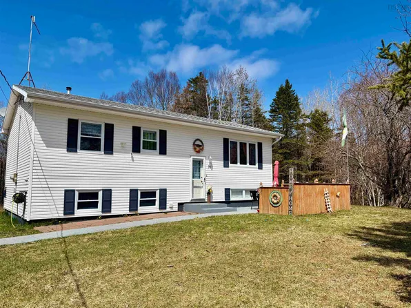 361 King Grove Rd, Cape Breton, NS B1Y 2E6