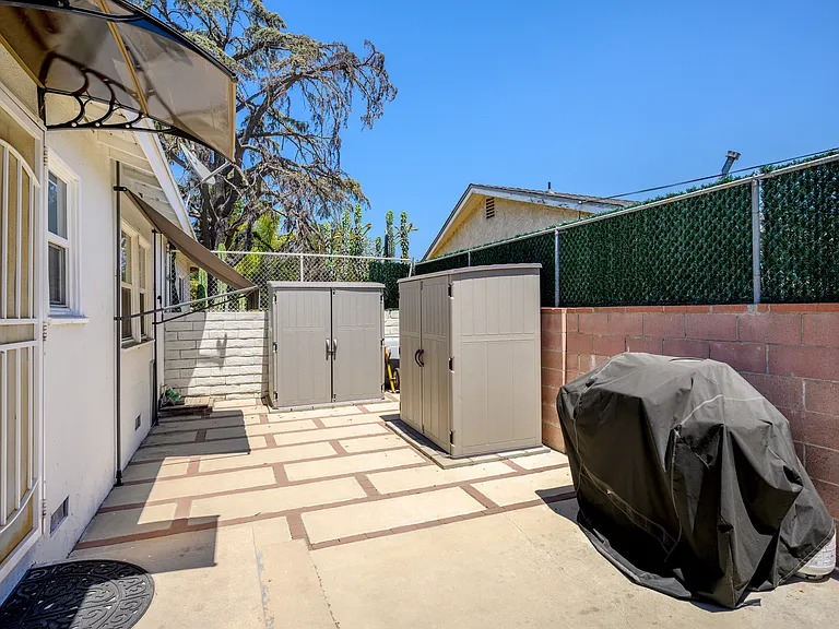 11793 Glencrest Dr — Photo 24