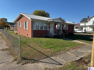 107 Center St, Cloverport, KY 40111