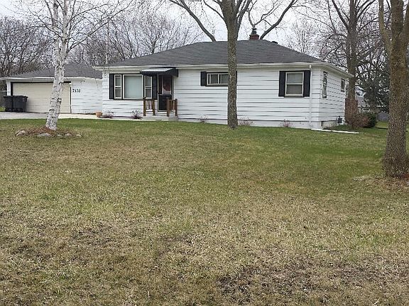 2nd image of 7131 W Holmes Ave