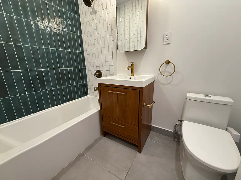 727 Knickerbocker Ave #1C — Photo 14